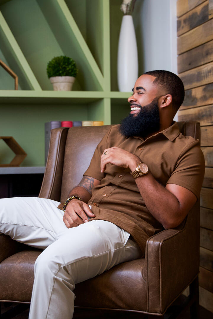 Mac — Nashville photographer, videographer, barber, and author