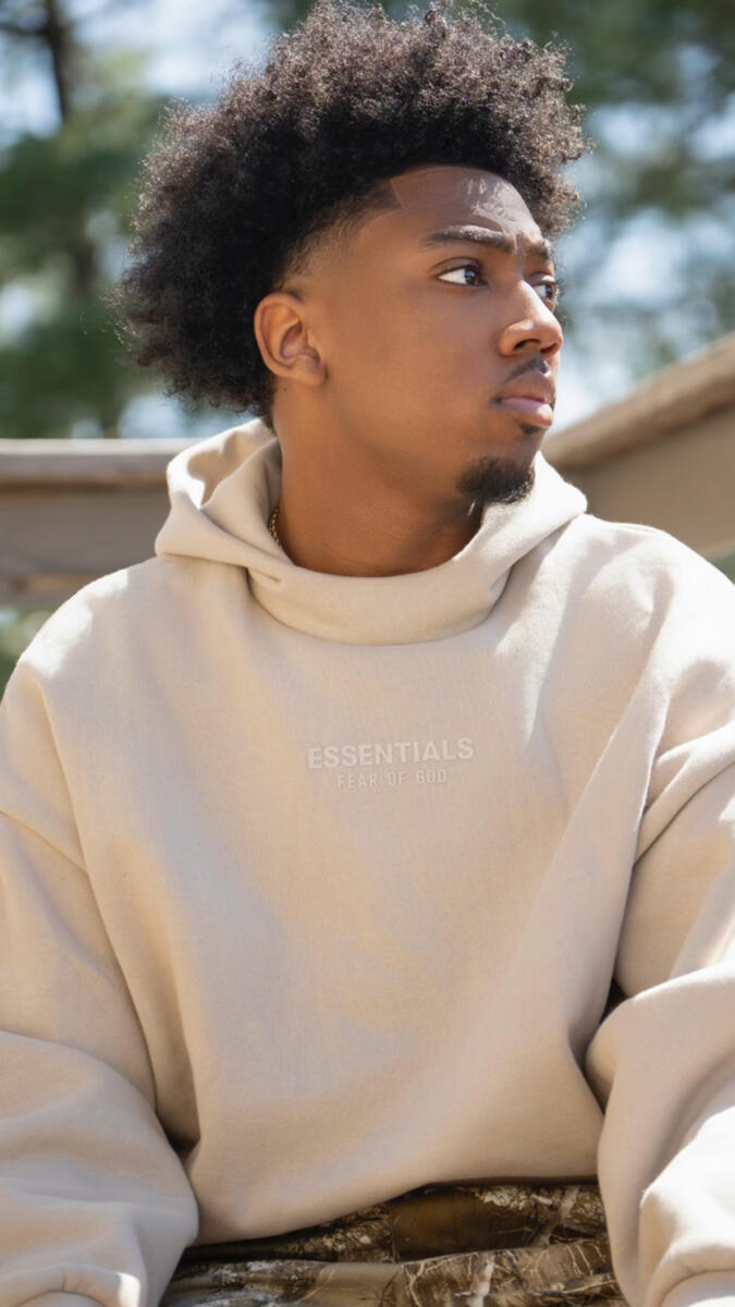 Outdoor portrait photography by Mac in Nashville